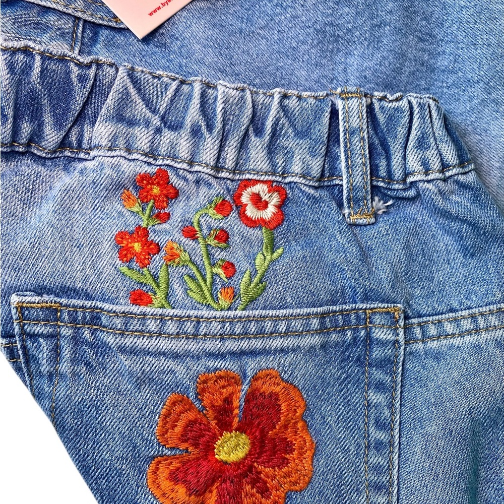 Bar by Alexa Rae Wildflower Floral Embroidered Jeans NWT - Picture 4 of 16